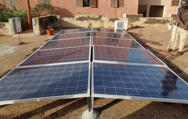 50 juegos de 3.2KW EVO inversor en Malí