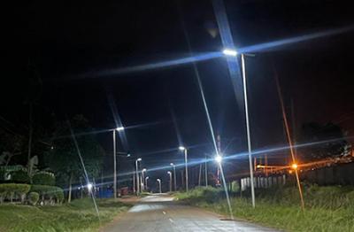 Iluminando el camino: farolas solares todo en uno al por mayor que transforman la infraestructura de transporte