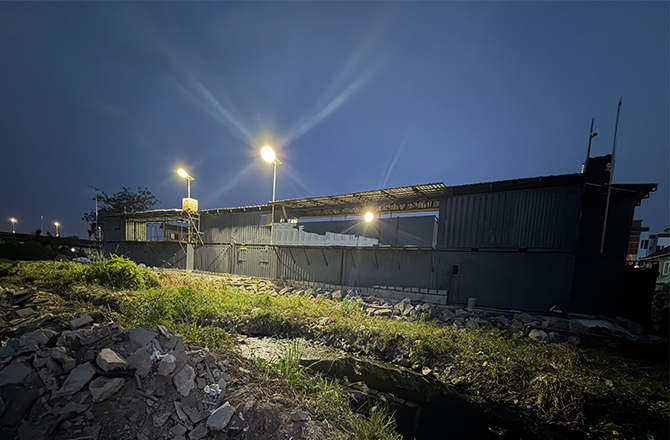 Estudio de caso del proyecto de farolas solares Anern Nigeria: SLB 250W con poste de 6 m
