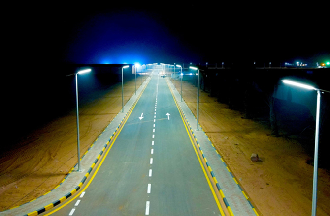 Proyecto de iluminación vial en Libia con 110 unidades de farolas solares todo en uno SLZ-120W de LiFePO4 de Anern