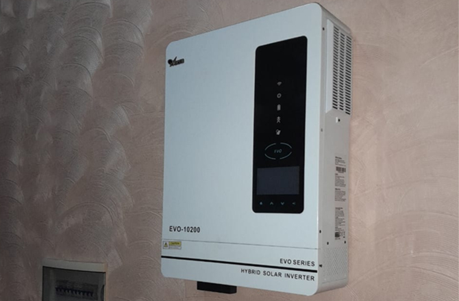 Instalación de inversores solares Anern EVO 10.2KW en Malí